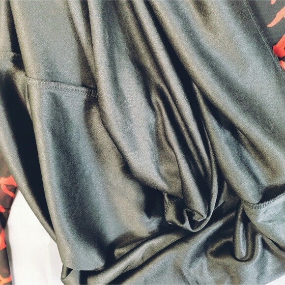 Siren Lily Dress Women's PL Vneck Flounce Sleeve Red Black Whimsy Goth Disco 60s - Picture 6 of 8